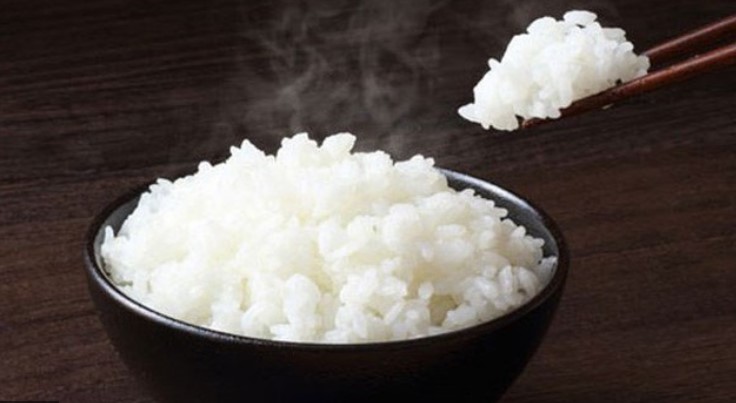 1 chén cơm bao nhiêu calo, 1 chén cơm, 1 chén cơm gạo trắng, 1 chén cơm gạo lứt bao nhiêu calo, một chén cơm bao nhiêu calo, một chén cơm gạo lứt bao nhiêu calo
